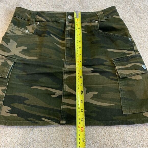 Topshop green camo denim mini skirt size 8 - Picture 11 of 14